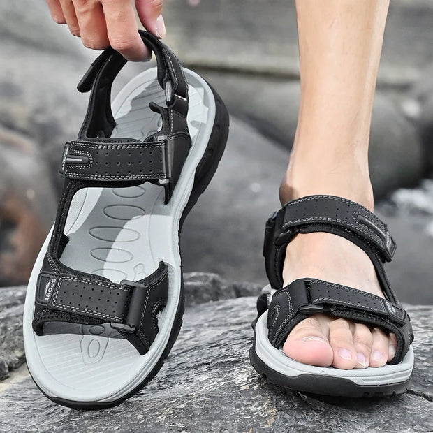 Men‘s Shoe Summer Casual Comfortable Sandals 2025 New Designer Sneakers Lightweight Outdoor Wear Beach Sandals Men's Slippers